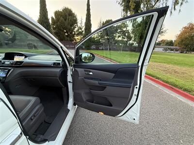 2015 Honda Odyssey Touring Elite   - Photo 26 - Fremont, CA 94536