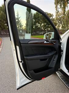 2015 Mercedes-Benz GL 450 4MATIC   - Photo 27 - Fremont, CA 94536