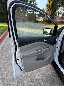 2013 Ford C-MAX Hybrid SE   - Photo 23 - Fremont, CA 94536