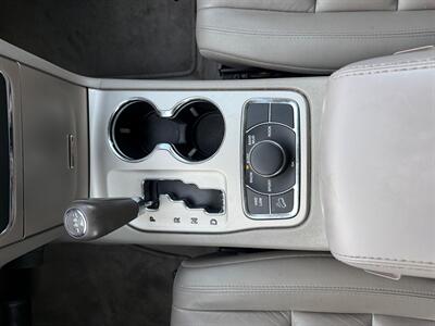 2012 Jeep Grand Cherokee Laredo X - Photo 17 - Fremont, CA 94536