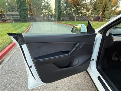 2021 Tesla Model Y Long Range   - Photo 18 - Fremont, CA 94536