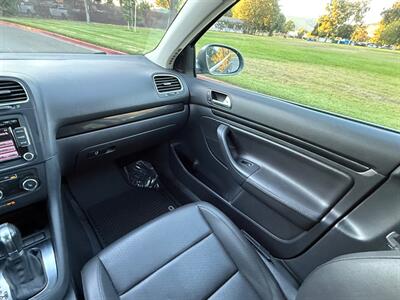 2014 Volkswagen Jetta SportWagen TDI   - Photo 10 - Fremont, CA 94536
