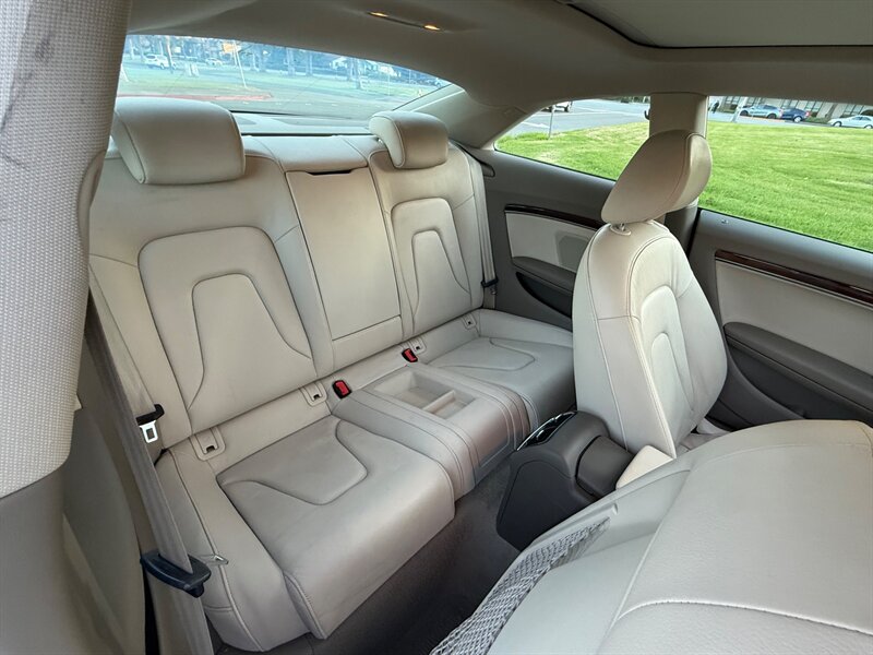 2012 Audi A5 2.0T Quattro Premium Plus photo 10