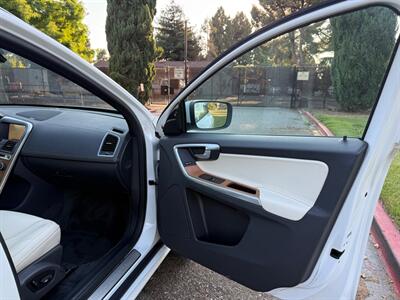 2015 Volvo XC60 T6 AWD - Photo 26 - Fremont, CA 94536