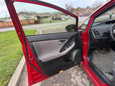 2014 Toyota Prius Three   - Photo 21 - Fremont, CA 94536