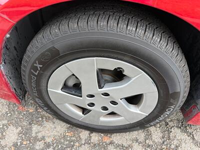 2014 Toyota Prius Three   - Photo 32 - Fremont, CA 94536