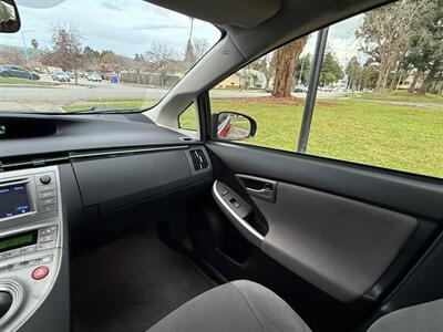 2014 Toyota Prius Three   - Photo 20 - Fremont, CA 94536