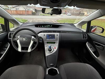 2014 Toyota Prius Three   - Photo 15 - Fremont, CA 94536