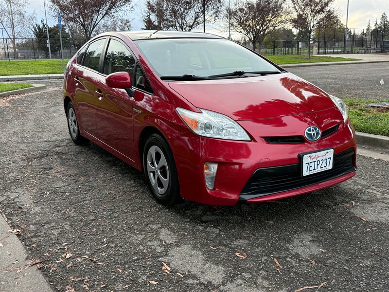2014 Toyota Prius Three   - Photo 1 - Fremont, CA 94536