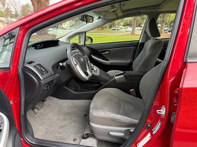 2014 Toyota Prius Three   - Photo 11 - Fremont, CA 94536