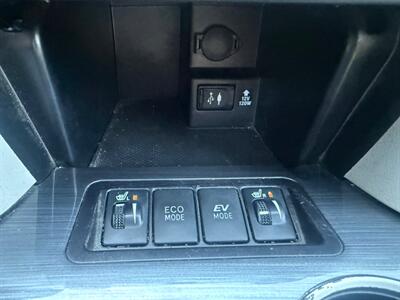 2014 Toyota Camry Hybrid XLE   - Photo 22 - Fremont, CA 94536