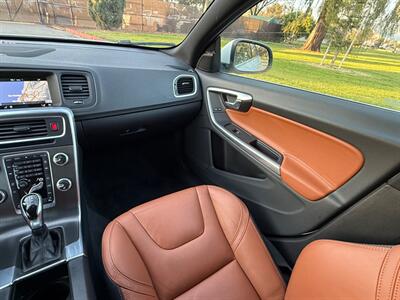 2015 Volvo V60 T5 Drive-E Premier   - Photo 14 - Fremont, CA 94536