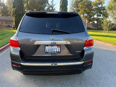 2012 Toyota Highlander SE AWD   - Photo 6 - Fremont, CA 94536