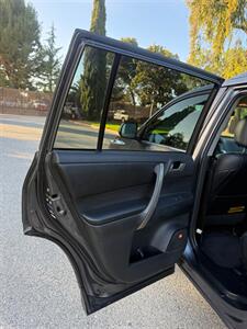 2012 Toyota Highlander SE AWD   - Photo 20 - Fremont, CA 94536