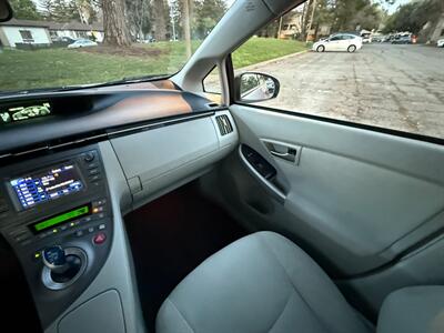 2013 Toyota Prius Three   - Photo 14 - Fremont, CA 94536
