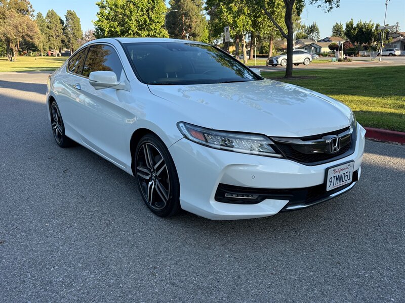 2016 Honda Accord Touring   - Photo 1 - Fremont, CA 94536