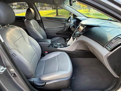 2013 Hyundai SONATA 2.0T Limited w/Navi   - Photo 11 - Fremont, CA 94536
