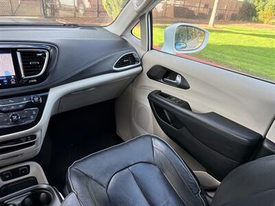 2018 Chrysler Pacifica Limited - Photo 15 - Fremont, CA 94536