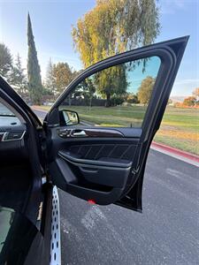 2014 Mercedes-Benz GL 450 4MATIC - Photo 24 - Fremont, CA 94536