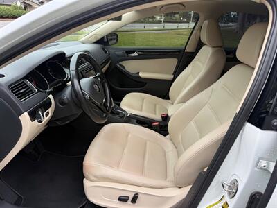 2017 Volkswagen Jetta 1.8T SEL Premium   - Photo 10 - Fremont, CA 94536