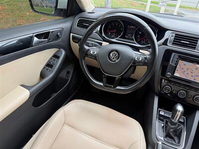 2017 Volkswagen Jetta 1.8T SEL Premium   - Photo 13 - Fremont, CA 94536