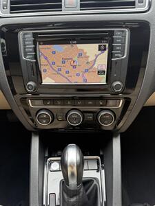 2017 Volkswagen Jetta 1.8T SEL Premium   - Photo 24 - Fremont, CA 94536