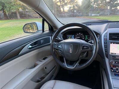 2017 Lincoln MKZ Hybrid Reserve   - Photo 15 - Fremont, CA 94536