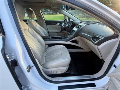 2017 Lincoln MKZ Hybrid Reserve   - Photo 10 - Fremont, CA 94536