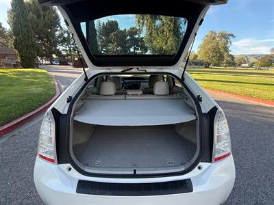 2010 Toyota Prius V   - Photo 19 - Fremont, CA 94536