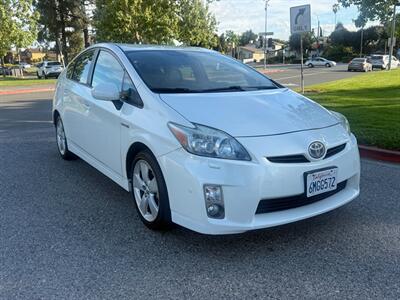 2010 Toyota Prius V   - Photo 2 - Fremont, CA 94536