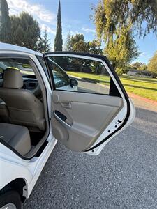 2010 Toyota Prius V   - Photo 18 - Fremont, CA 94536