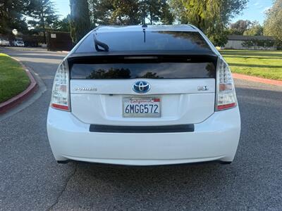 2010 Toyota Prius V   - Photo 6 - Fremont, CA 94536