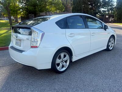 2010 Toyota Prius V   - Photo 7 - Fremont, CA 94536