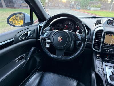 2014 Porsche Cayman AWD - Photo 13 - Fremont, CA 94536
