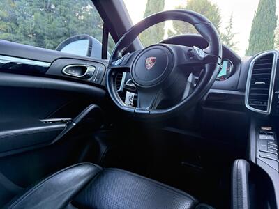 2014 Porsche Cayman AWD - Photo 16 - Fremont, CA 94536