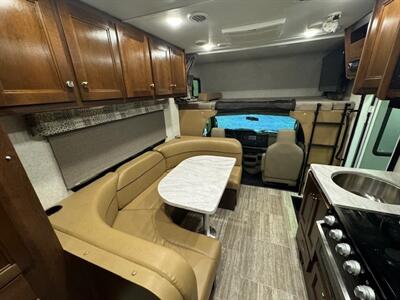 2019 Forest River SUNSEEKER LE M-2350 LE 25FT LONG IT HAS A CORNER BED YES FINANCING IS AVAILABLE!!!! - Photo 10 - Molalla, OR 97038