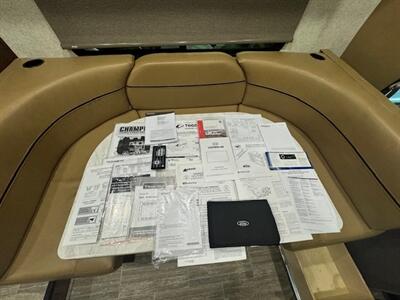 2019 Forest River SUNSEEKER LE M-2350 LE 25FT LONG IT HAS A CORNER BED YES FINANCING IS AVAILABLE!!!! - Photo 11 - Molalla, OR 97038