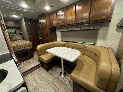 2019 Forest River SUNSEEKER LE M-2350 LE 25FT LONG IT HAS A CORNER BED YES FINANCING IS AVAILABLE!!!! - Photo 6 - Molalla, OR 97038