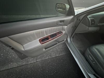 2005 Toyota Camry LE V6 loaded leather monroof - Photo 14 - Molalla, OR 97038