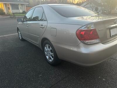 2005 Toyota Camry LE V6 loaded leather monroof - Photo 5 - Molalla, OR 97038