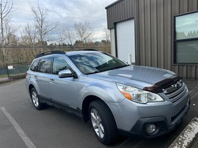 2013 Subaru Outback 2.5i Premium   - Photo 1 - Molalla, OR 97038