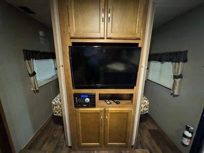 2017 Keystone Springdale SG282 SE   - Photo 15 - Molalla, OR 97038