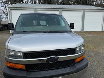 2010 Chevrolet Express LT 1500  A.W.D 8 PASSENGER - Photo 6 - Molalla, OR 97038