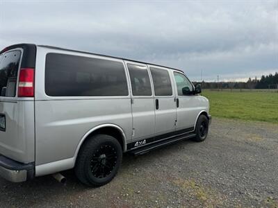 2010 Chevrolet Express LT 1500  A.W.D 8 PASSENGER - Photo 4 - Molalla, OR 97038