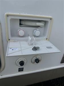 2004 Holiday Rambler Savoy 30BHS   - Photo 23 - Molalla, OR 97038