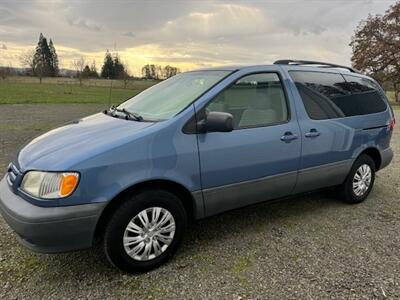 2002 Toyota Sienna CE 1 OWNER YES FINANCING IS AVAILABLE!!!! - Photo 1 - Molalla, OR 97038