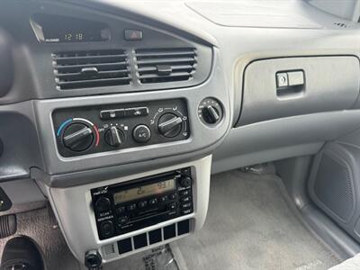 2002 Toyota Sienna CE 1 OWNER YES FINANCING IS AVAILABLE!!!! - Photo 14 - Molalla, OR 97038