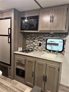 2021 Gulf Stream AMERILITE  189DDD - Photo 14 - Molalla, OR 97038