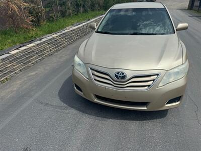 2010 Toyota Camry LE   - Photo 3 - Molalla, OR 97038