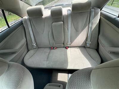 2010 Toyota Camry LE   - Photo 10 - Molalla, OR 97038
